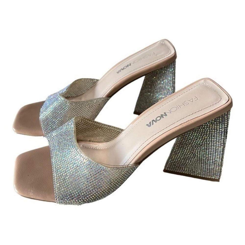 Fashion Nova Premiere 02 Silver Rhinestone Triangle Heels Mule Size 7.5